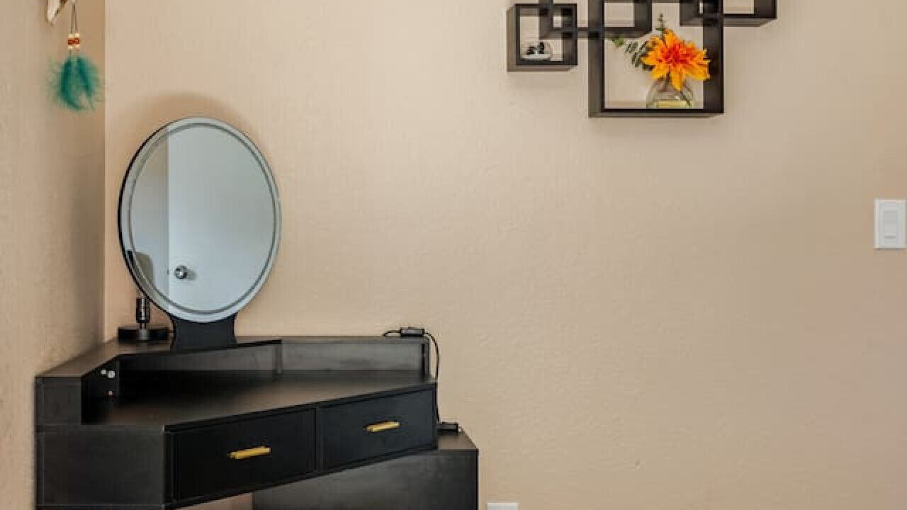 Photo of Bedroom in Glendale