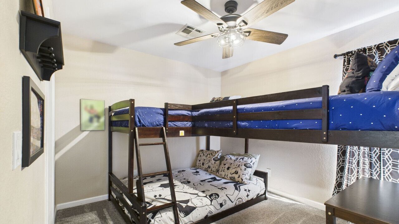 Photo of Bedroom in Glendale