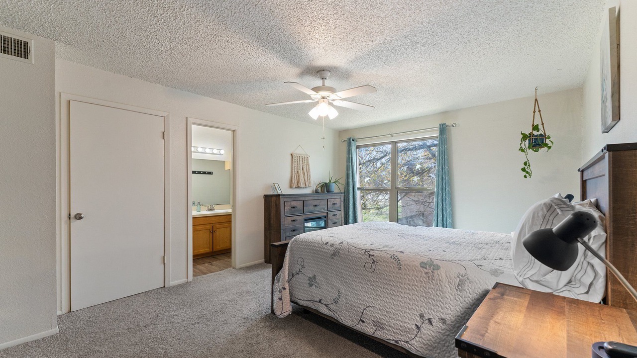 Photo of Bedroom in Lake Brownwood