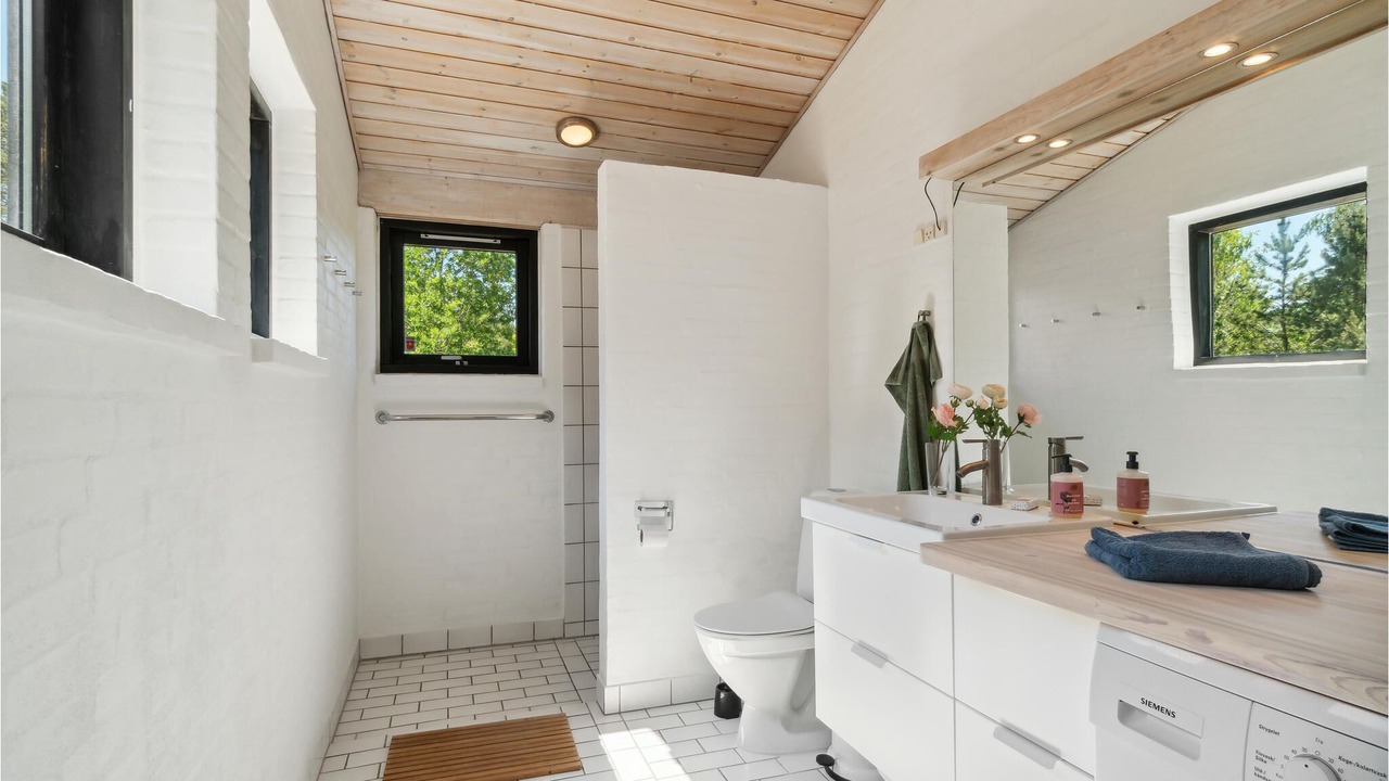 Photo of Bathroom in Grenaa