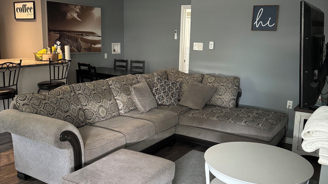 Photo of Livingroom in Thorold