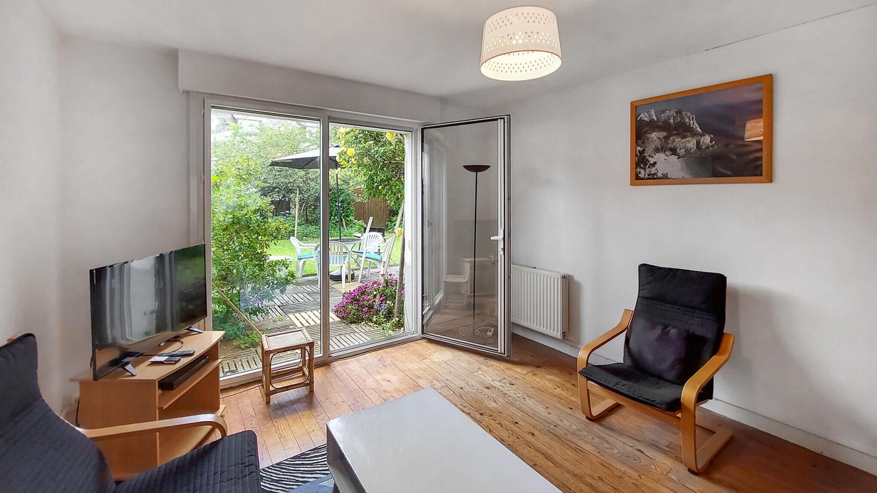 Photo of Bedroom in Saint-Nazaire