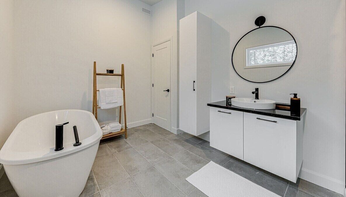 Photo of Bathroom in Shannon