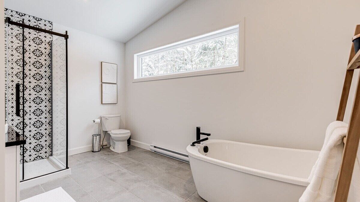 Photo of Bathroom in Shannon