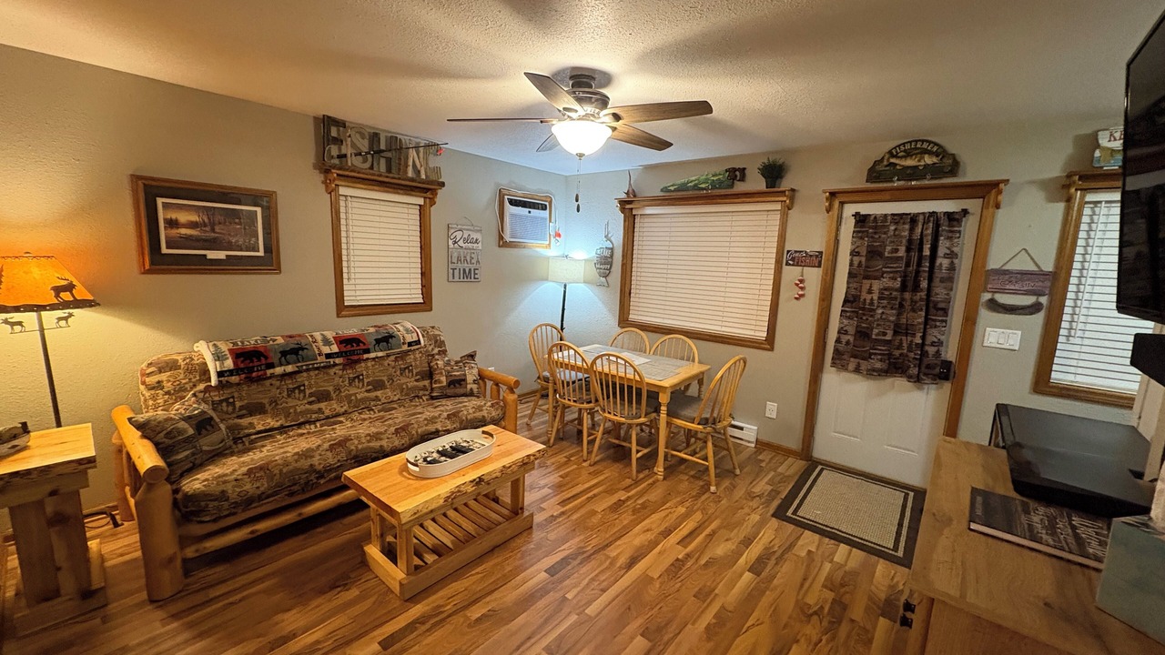 Photo of Livingroom in Marenisco