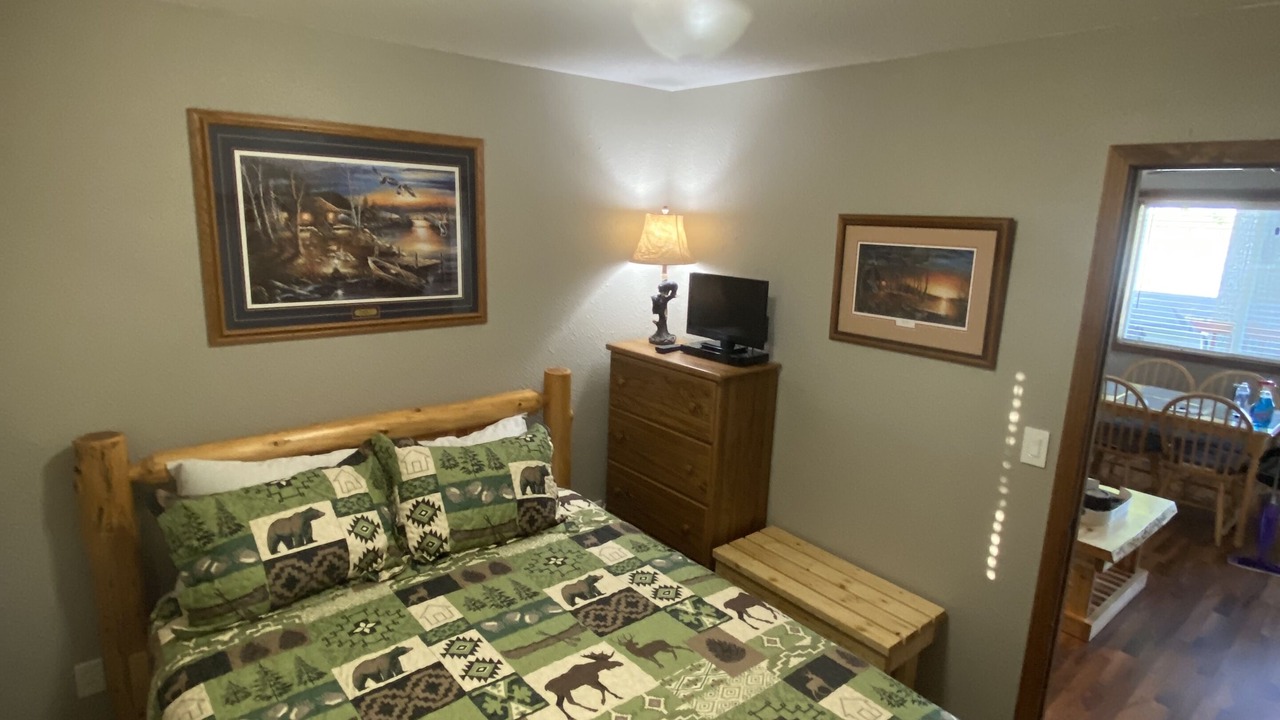 Photo of Bedroom in Marenisco