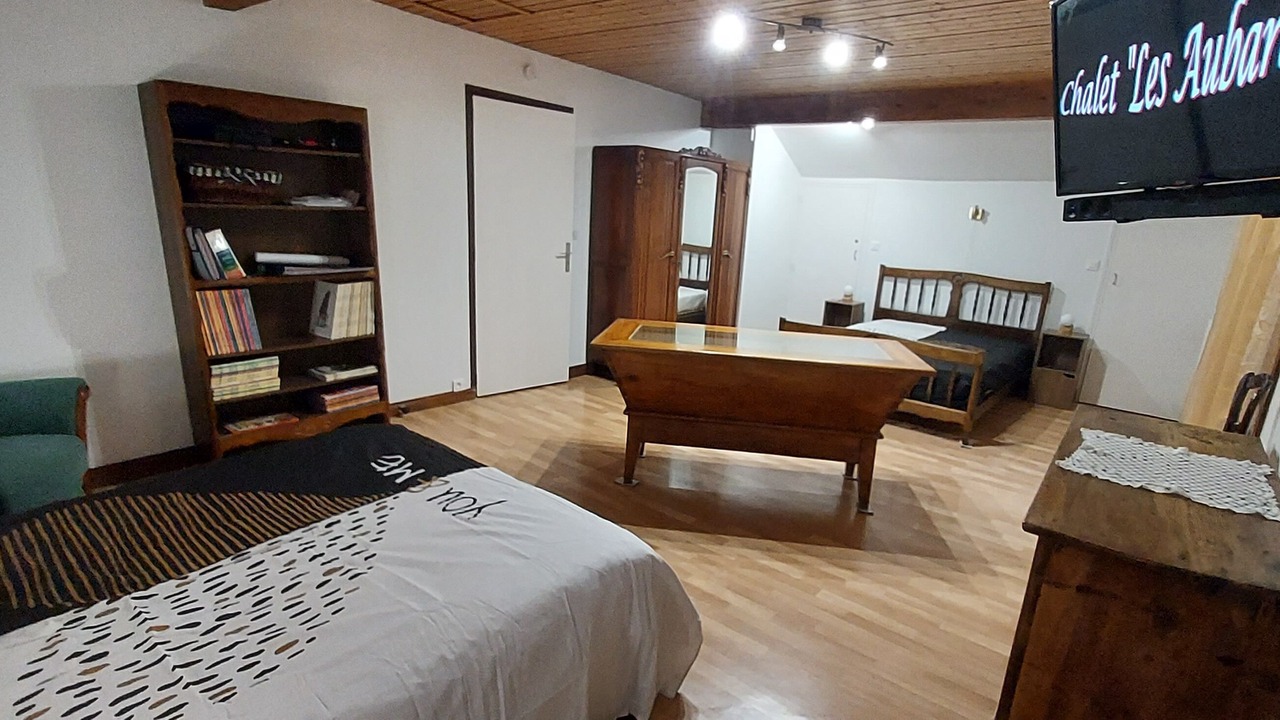 Photo of Bedroom in Le Bourg-d'Oisans