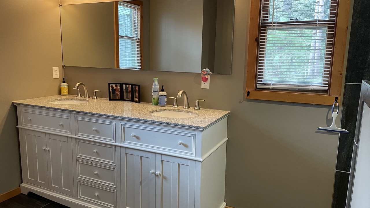Photo of Bathroom in Oscoda