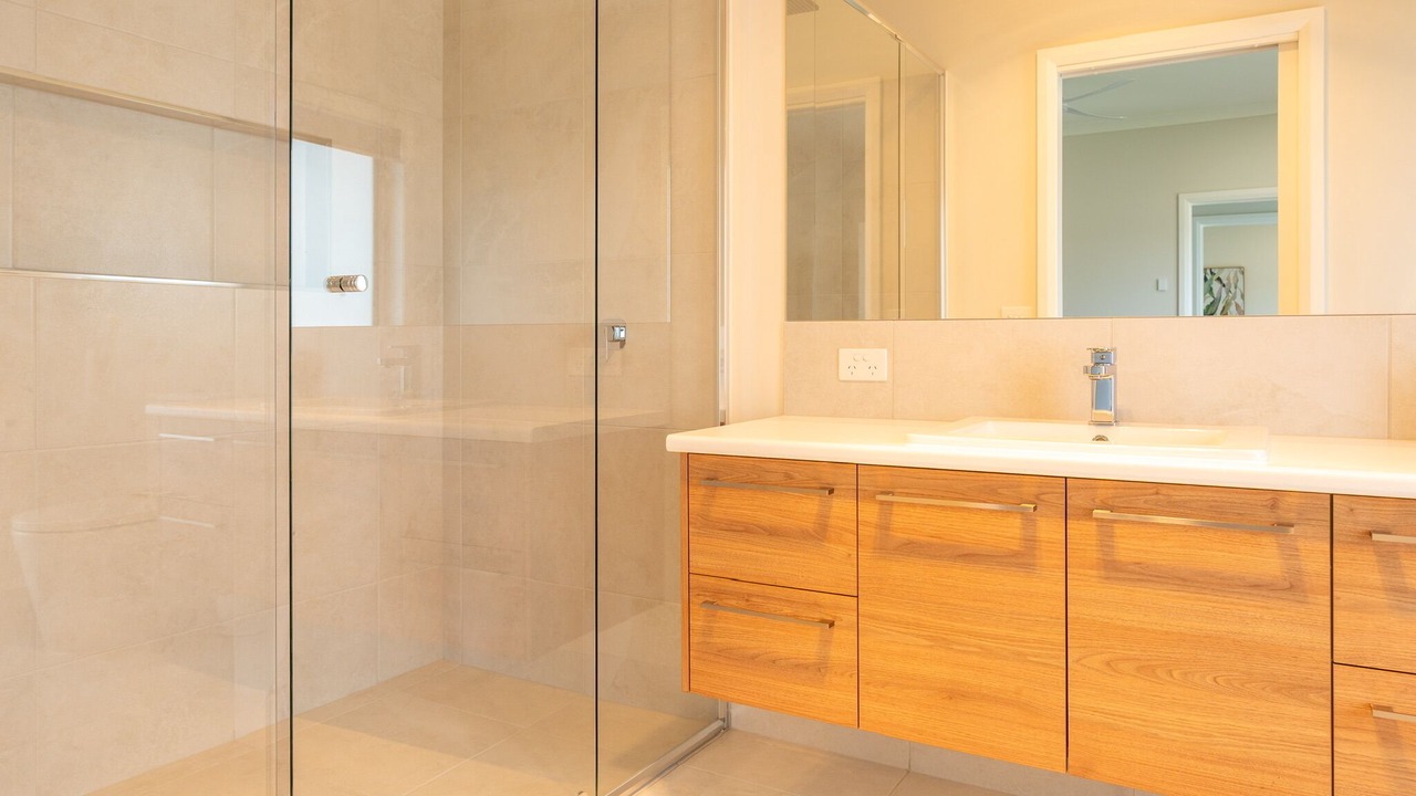 Photo of Bathroom in Gol Gol