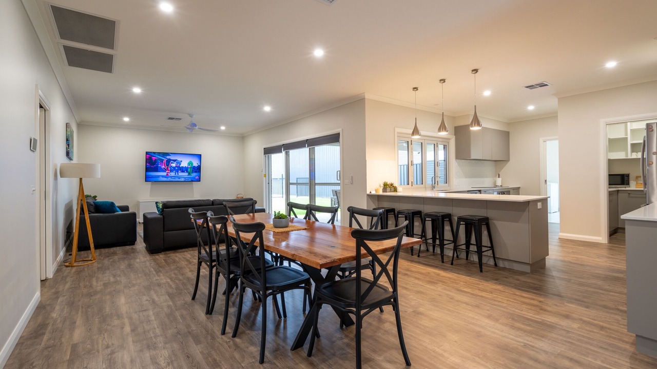 Photo of Others in Gol Gol