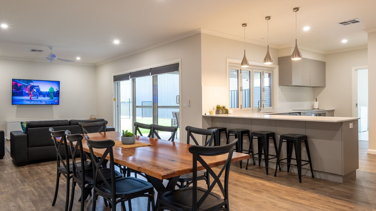 Photo of Others in Gol Gol