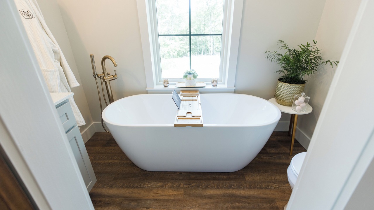 Photo of Bathroom in Lake Forest Estates
