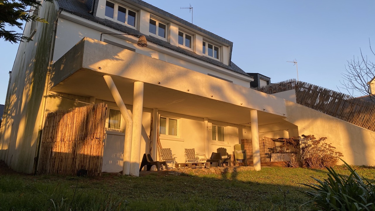 Photo of Outdoor in Billiers