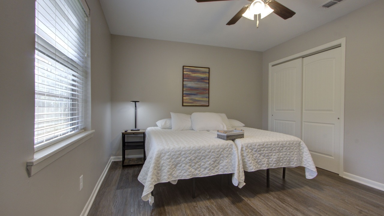 Photo of Bedroom in Redlick