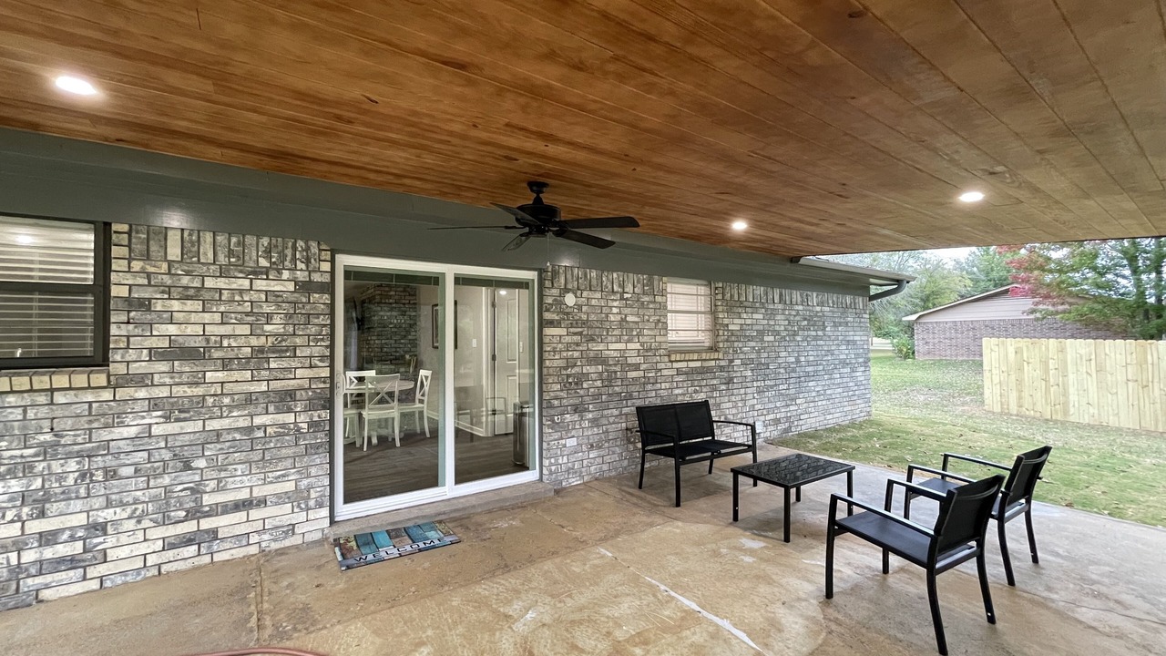 Photo of Outdoor in Redlick