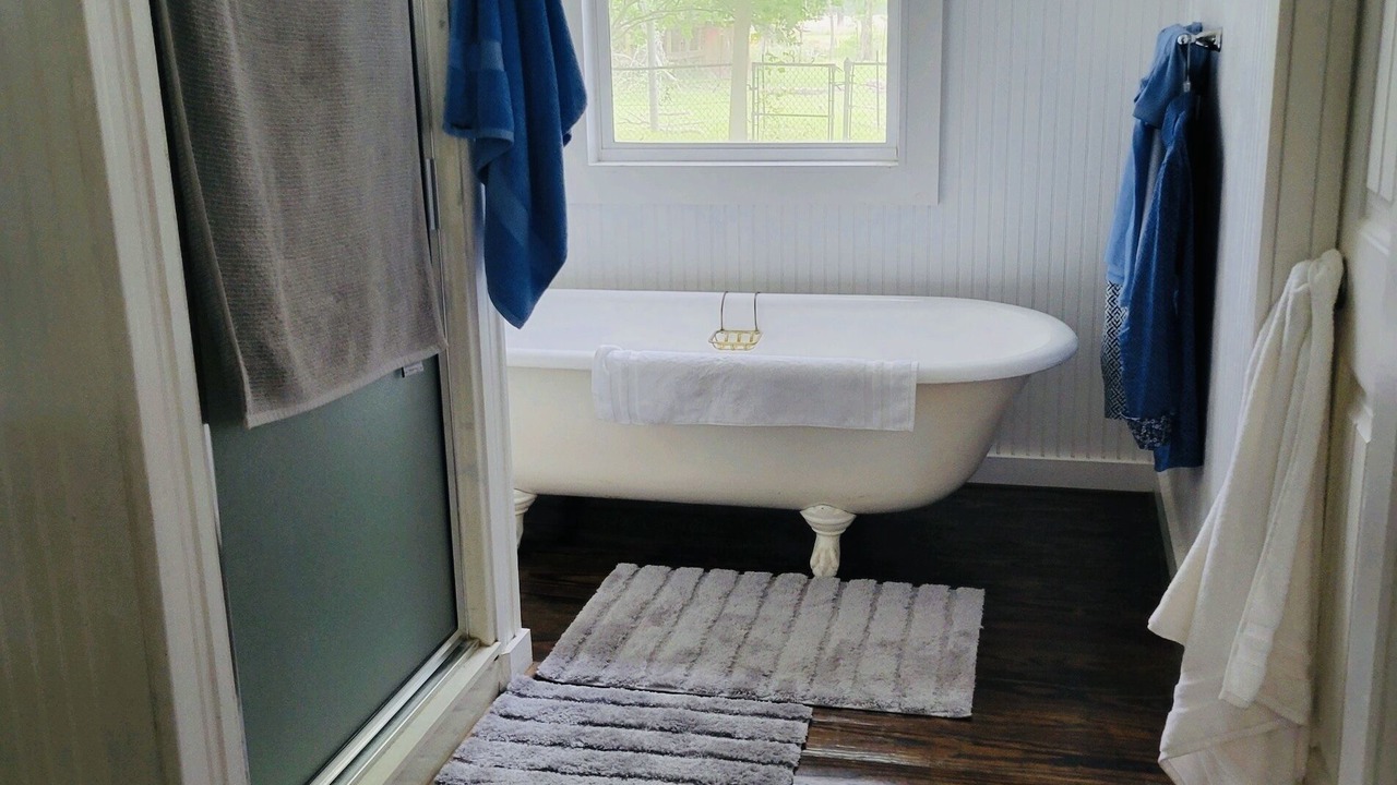Photo of Bathroom in Waller