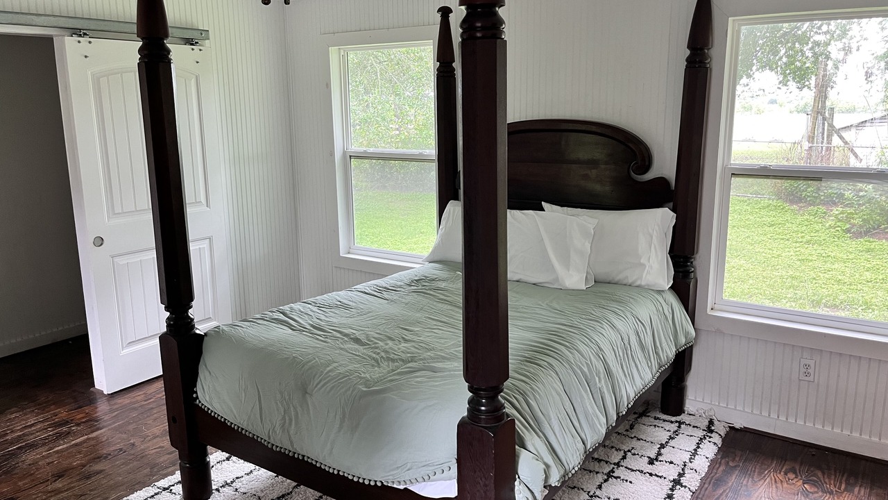 Photo of Bedroom in Waller