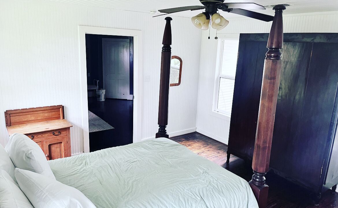 Photo of Bedroom in Waller