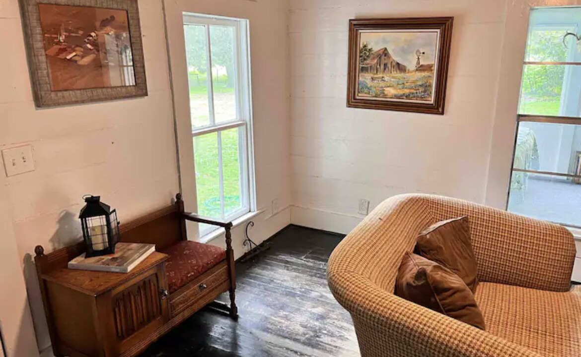 Photo of Livingroom in Waller