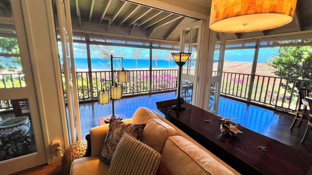 Photo of Livingroom in Maunaloa