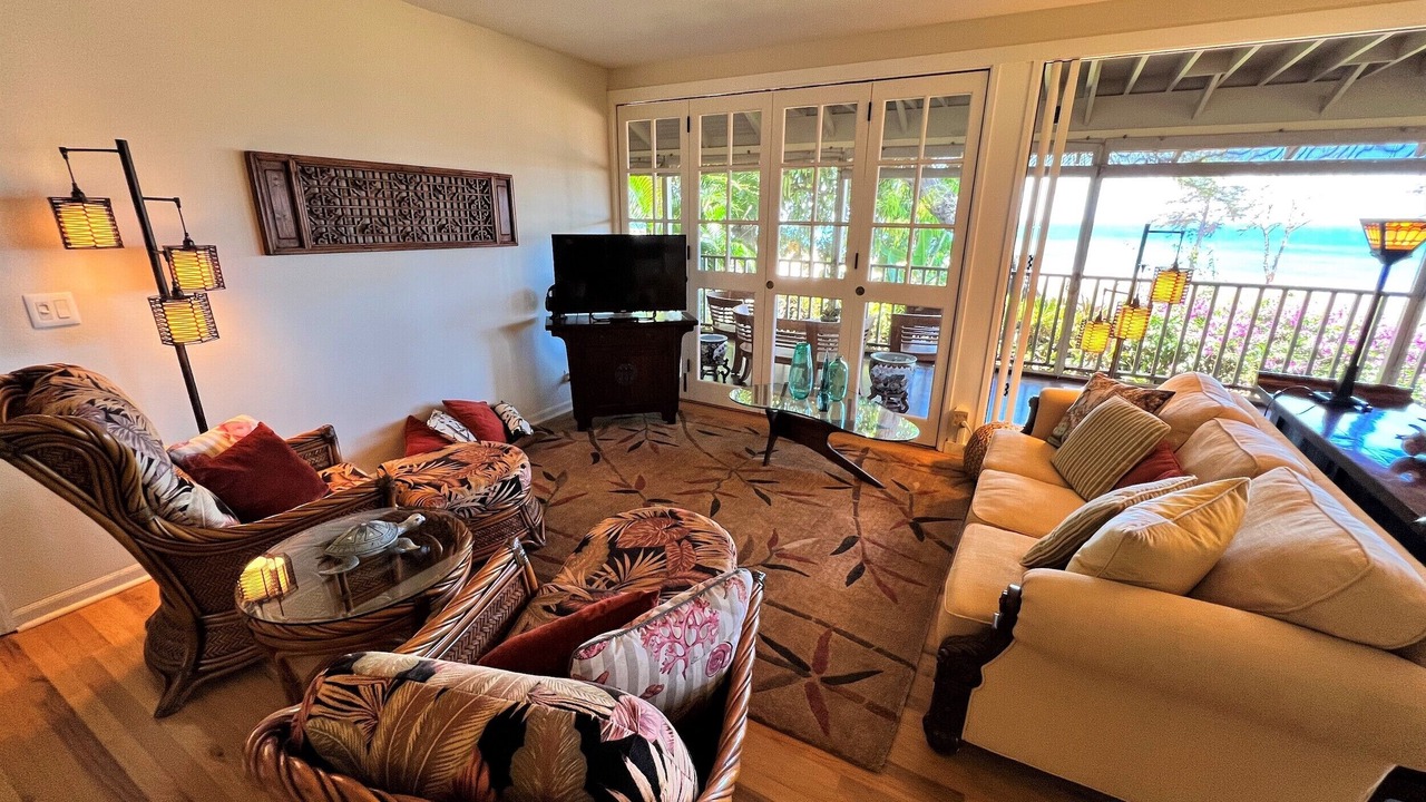 Photo of Livingroom in Maunaloa