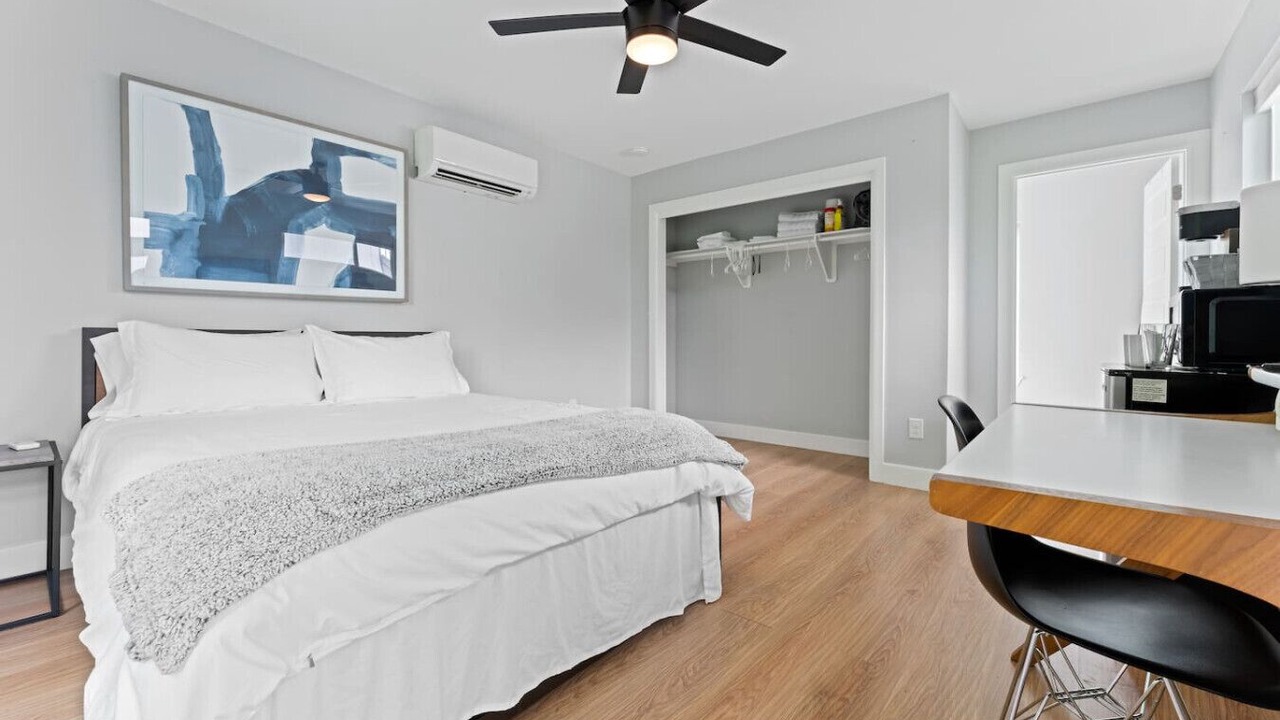 Photo of Bedroom in MLK