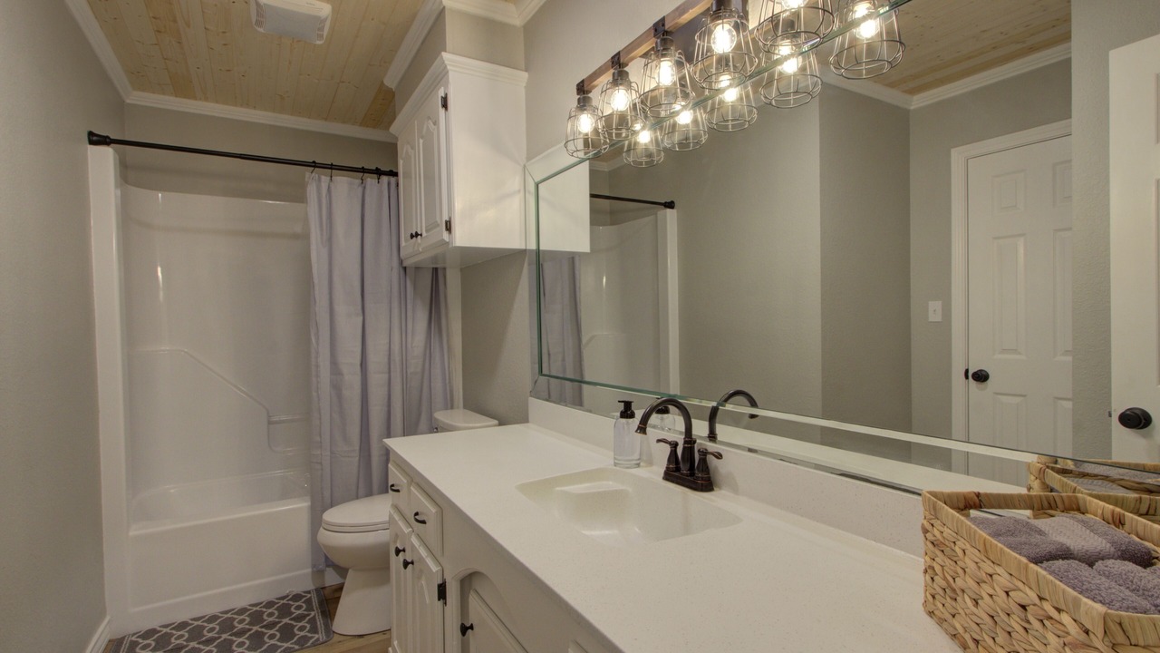 Photo of Bathroom in Texarkana