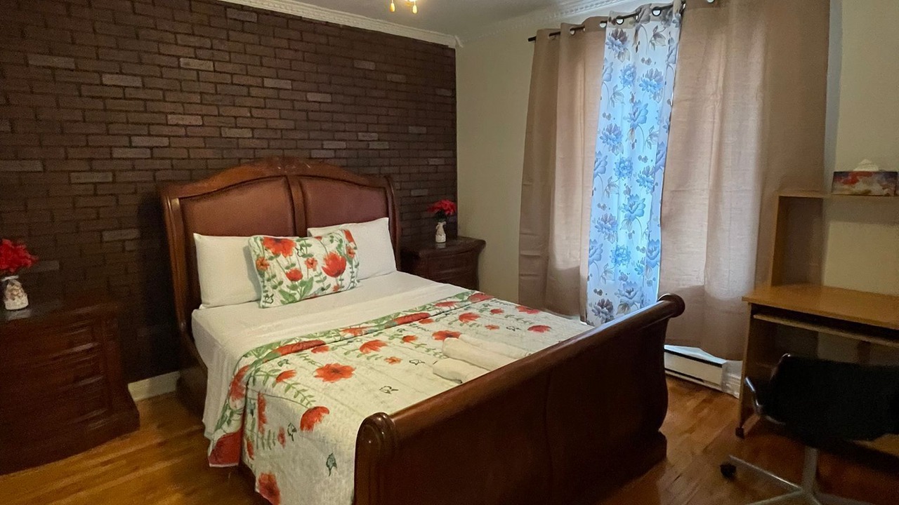 Photo of Bedroom in Trois-Rivieres