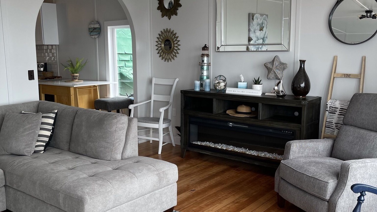 Photo of Livingroom in Dillon Beach