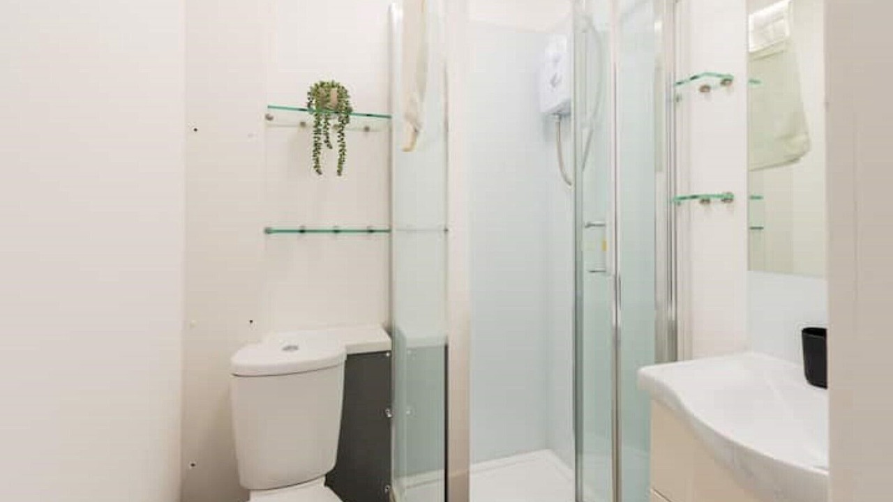 Photo of Bathroom in Kensal Green