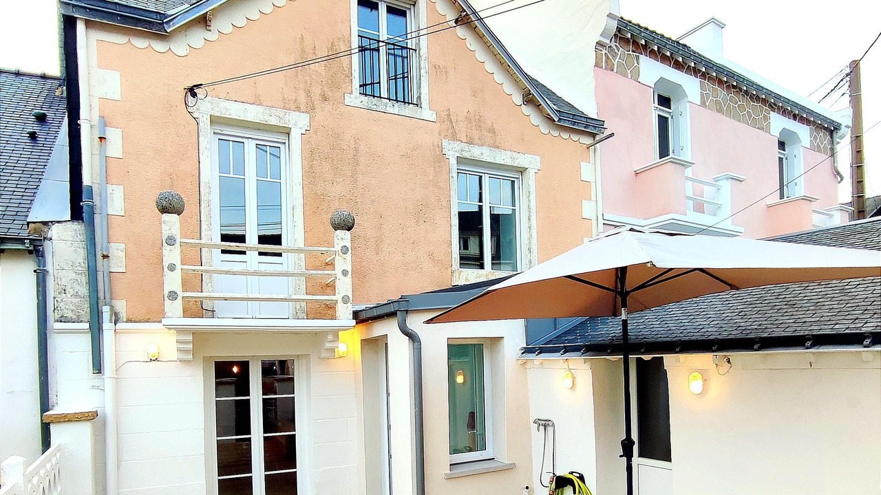 Photo of Outdoor in Sene