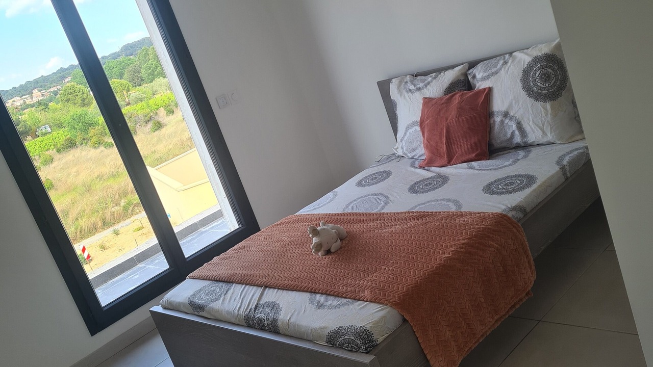 Photo of Bedroom in Saint-Pargoire