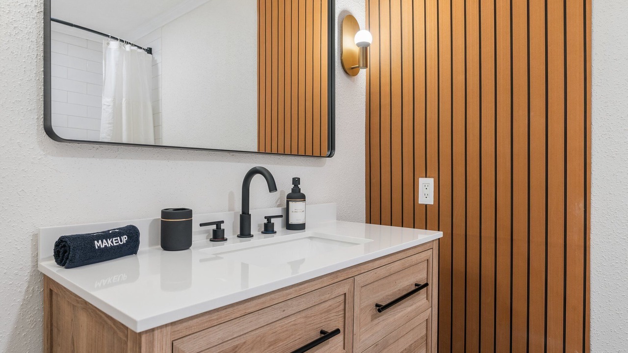 Photo of Bathroom in Spring