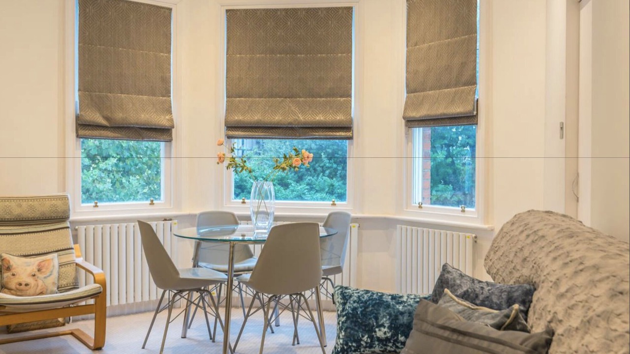 Photo of Livingroom in Brondesbury Park