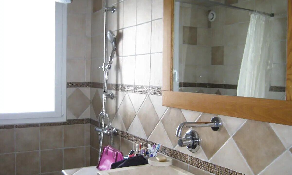Photo of Bathroom in Savournon