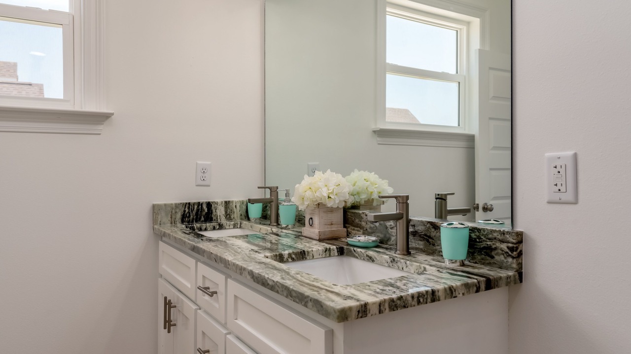 Photo of Bathroom in Dauphin Island