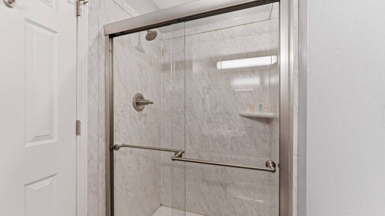 Photo of Bathroom in Notch Estates