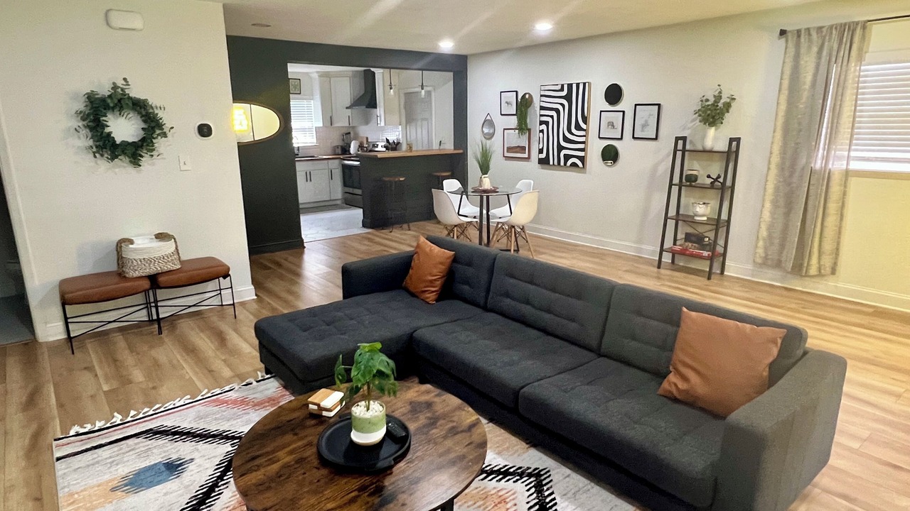 Photo of Livingroom in Tampa