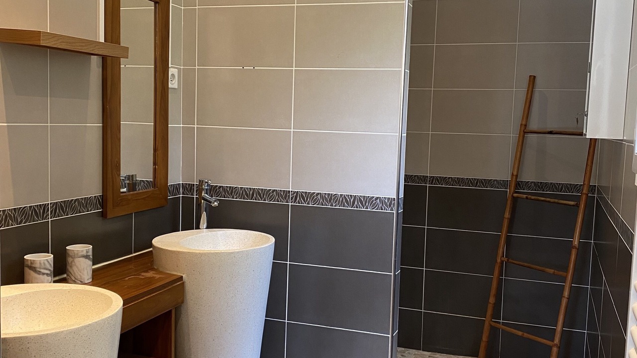 Photo of Bathroom in Barjac