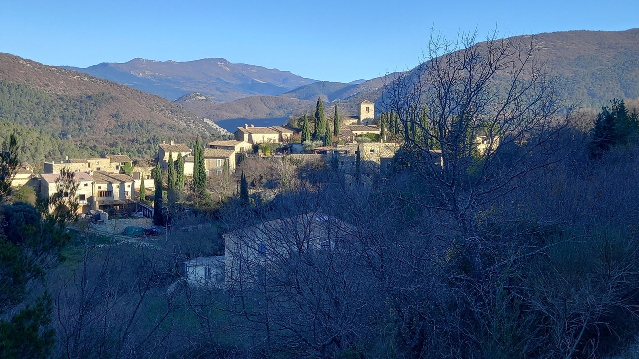 Photo of Others in Aubres