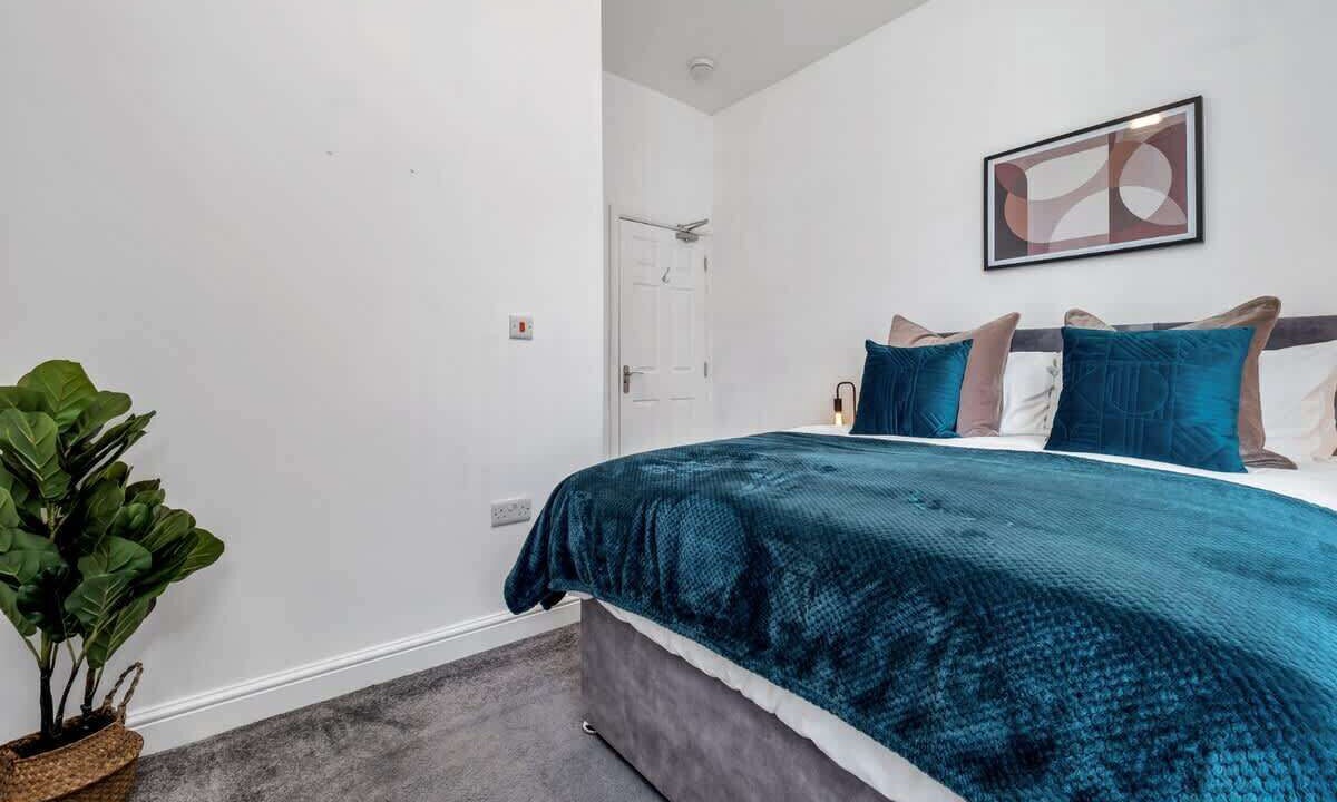 Photo of Bedroom in Stoke-on-Trent