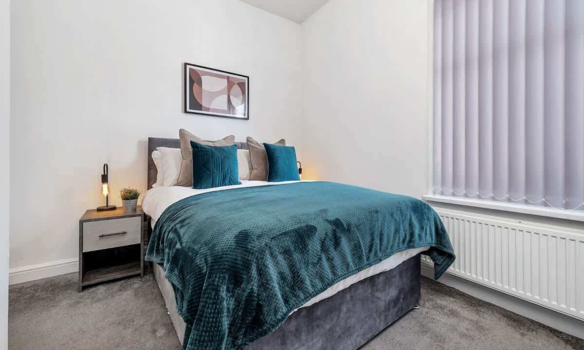 Photo of Bedroom in Stoke-on-Trent