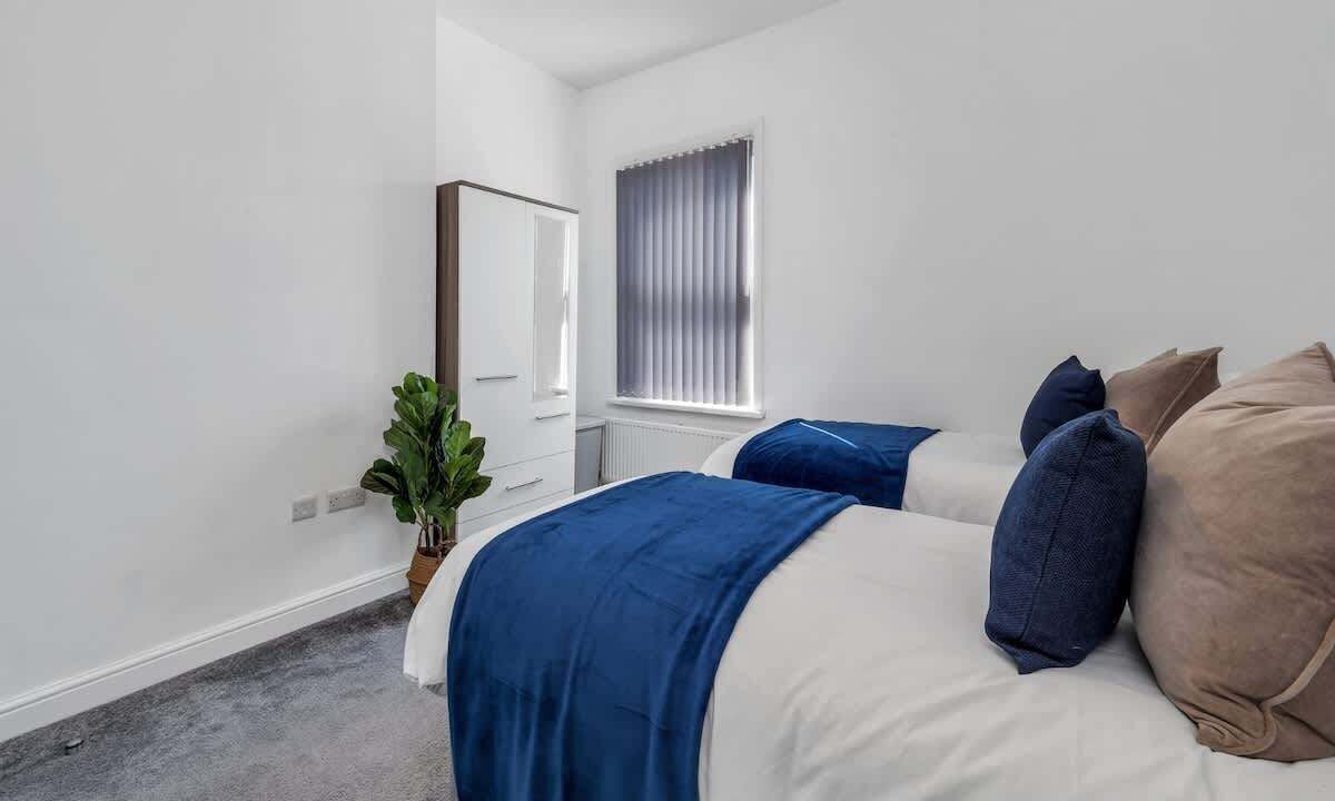 Photo of Bedroom in Stoke-on-Trent