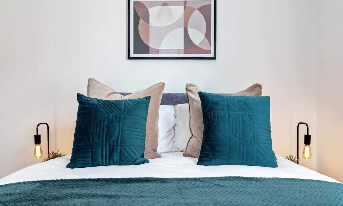 Photo of Bedroom in Stoke-on-Trent