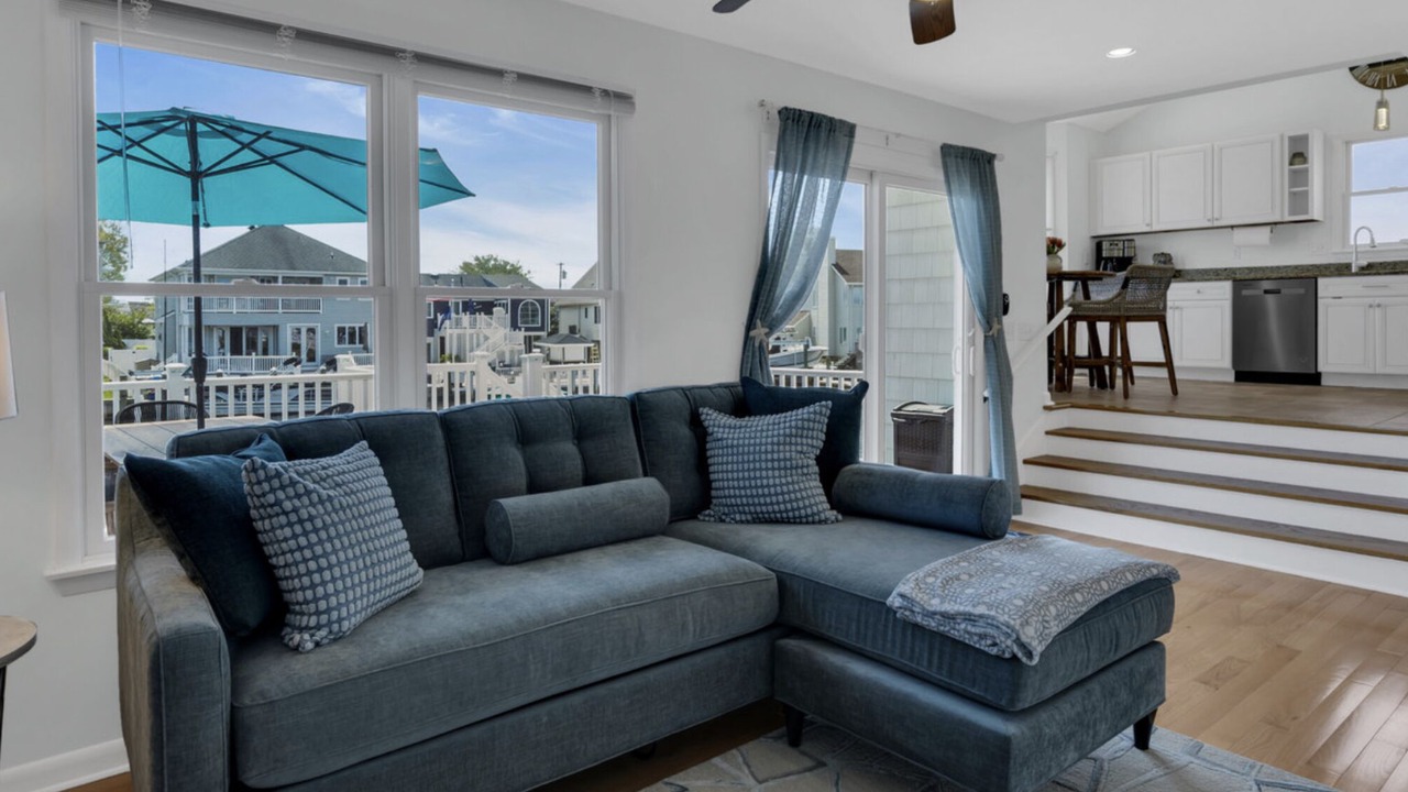 Photo of Livingroom in Ortley Beach