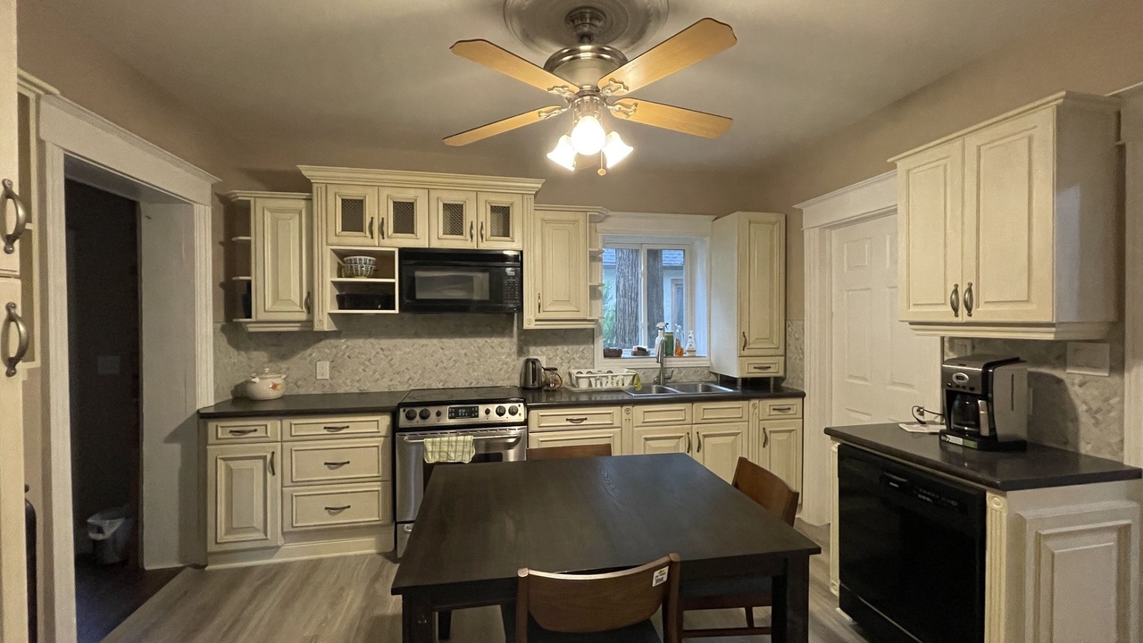 Photo of Kitchen in Niagara Falls