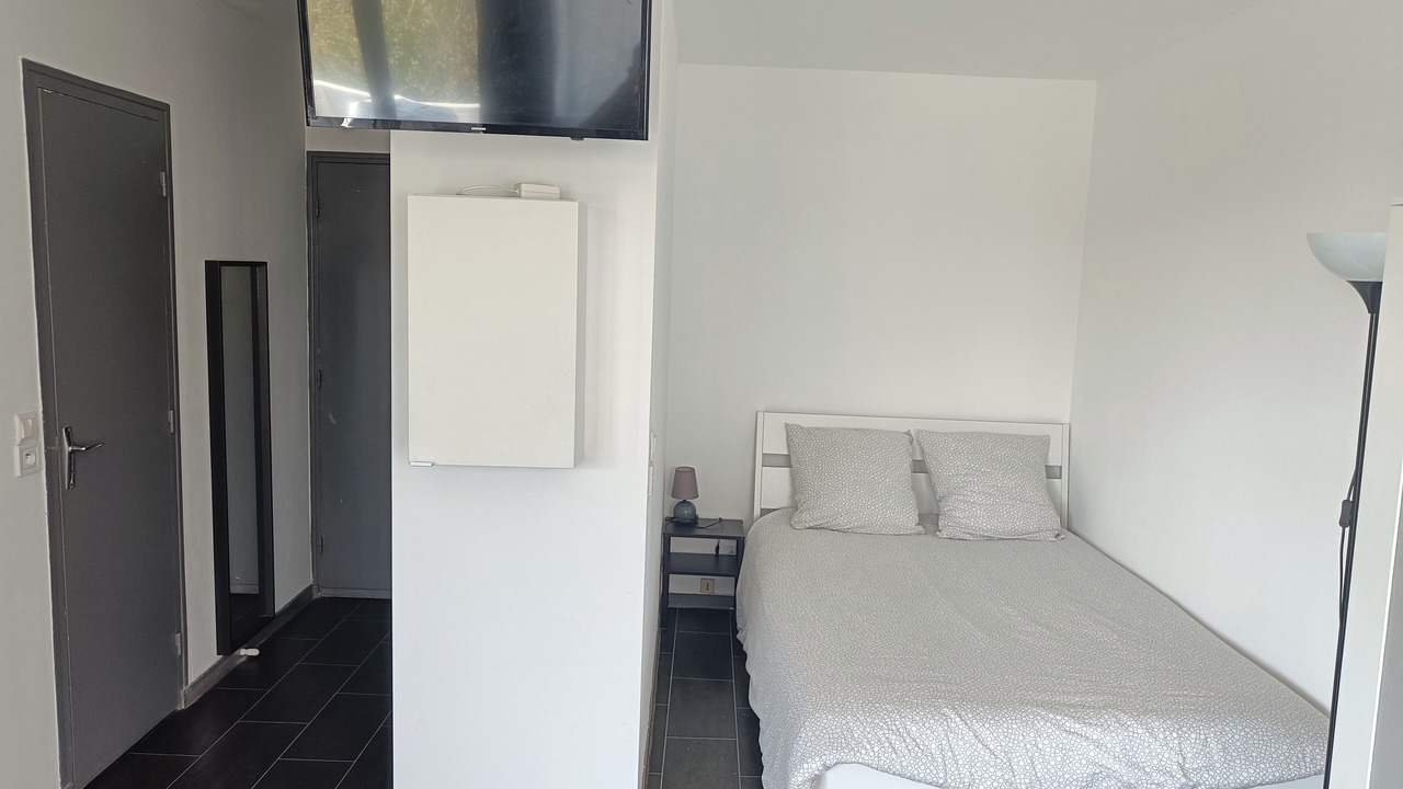 Photo of Bedroom in Argenteuil