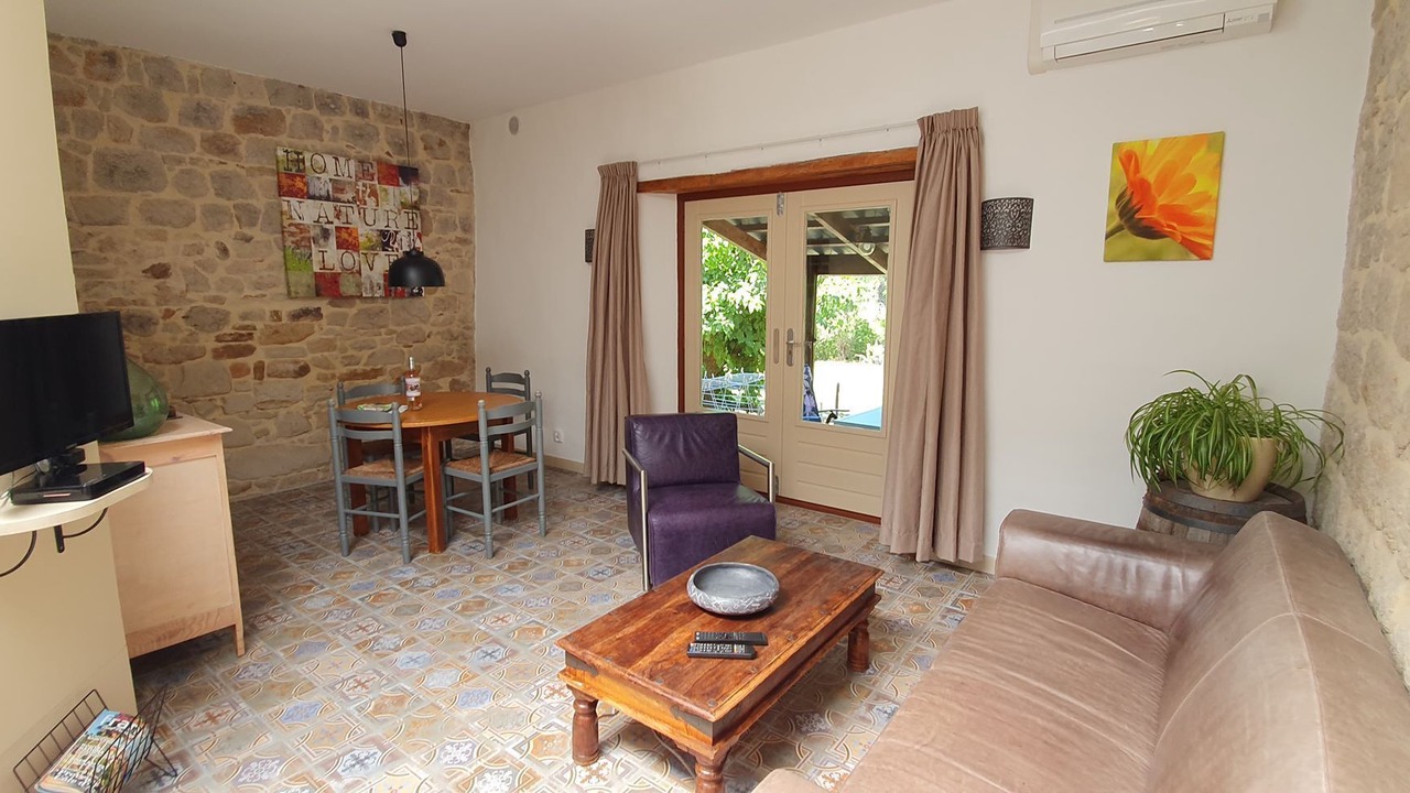 Photo of Livingroom in Largentiere