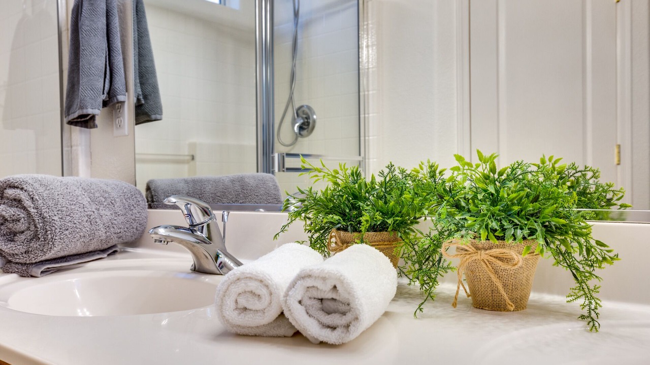Photo of Bathroom in Sunrise