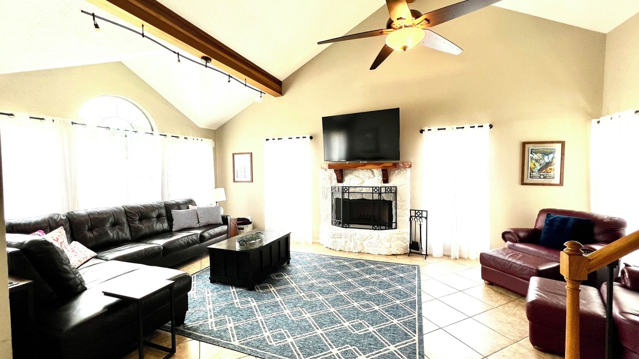 Photo of Livingroom in Willis